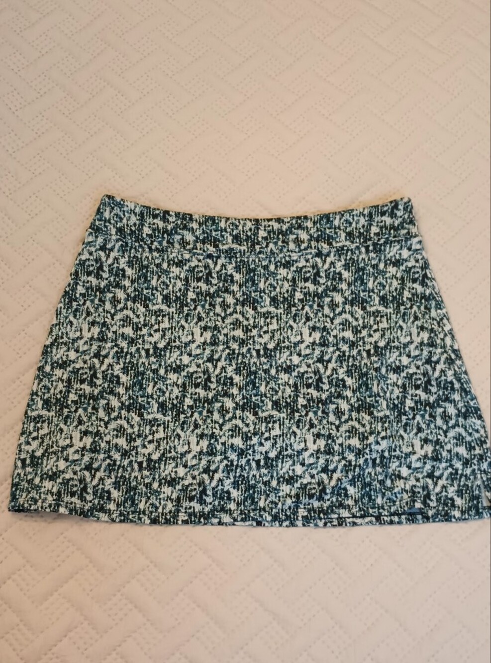 Tranquility by Colorado Clothing Blue & White Skort S